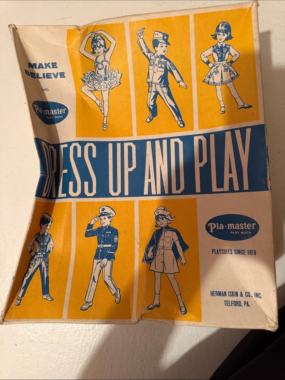 Pla-master 'Dress Up and Play' Vintage Packaging - Yellow & Blue